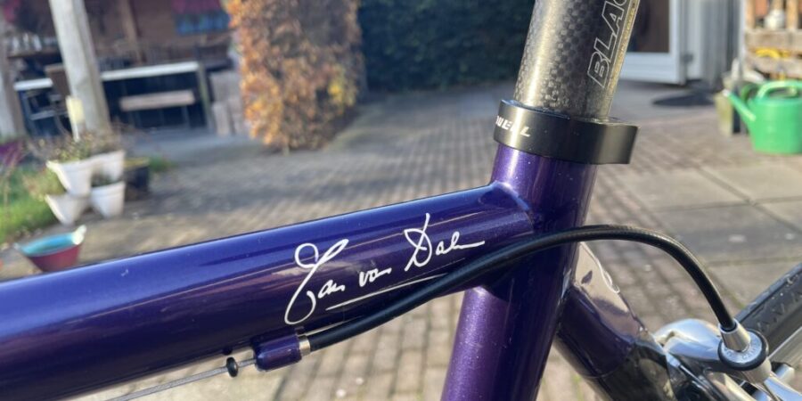 Jan van Dale signature engraved